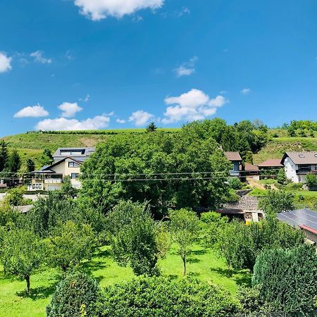 Ferienwohnung Liesel - Kuche, Bad, Wlan, 3 Schlafzimmer, Parkplatz Malterdingen Esterno foto